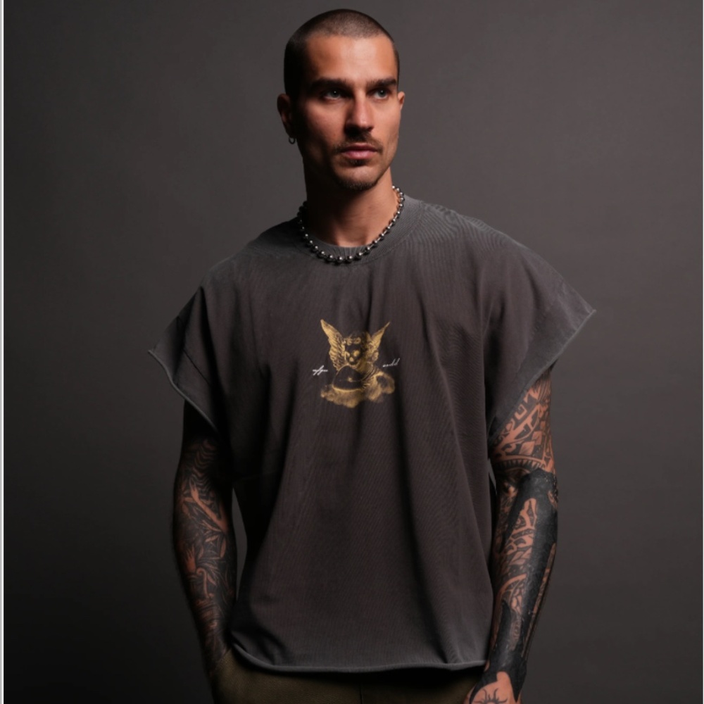 **DARC SPORT WATCH OVER ME GRUNGE CUT-OFF TEE IN WOLF GRAY**